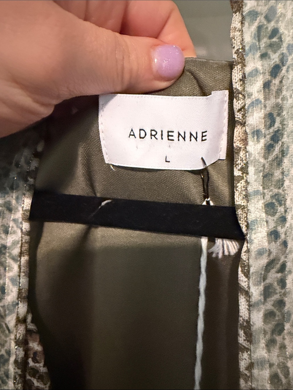 Adrienne Elegant Flowy Snake-Print Maxi Dress with Metallic Thread Size L - Picture 2 of 8